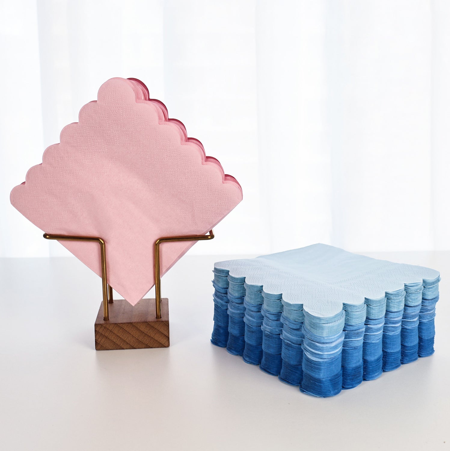 Custom Ombre Cocktail Napkins – Gradient Dyed Paper Napkins, Fancy Scalloped Edge Disposable Napkins for Parties, Weddings & Restaurants HL50PN08